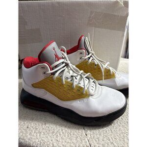 Nike Mens Air Jordan Maxin 200 CD6107-101 White Basketball Shoes Sneakers Sz 10